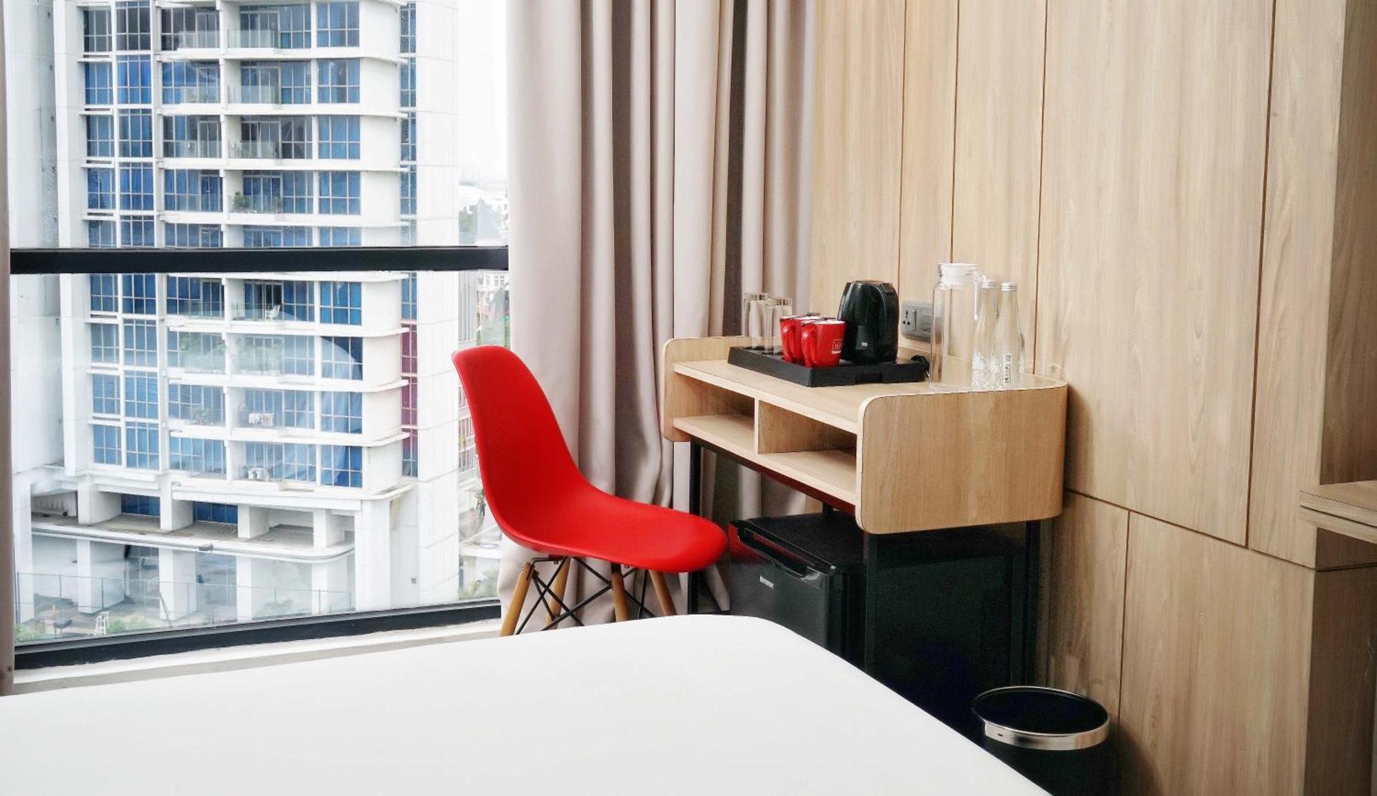 ג'קרטה Neo Hotel Puri Indah מראה חיצוני תמונה